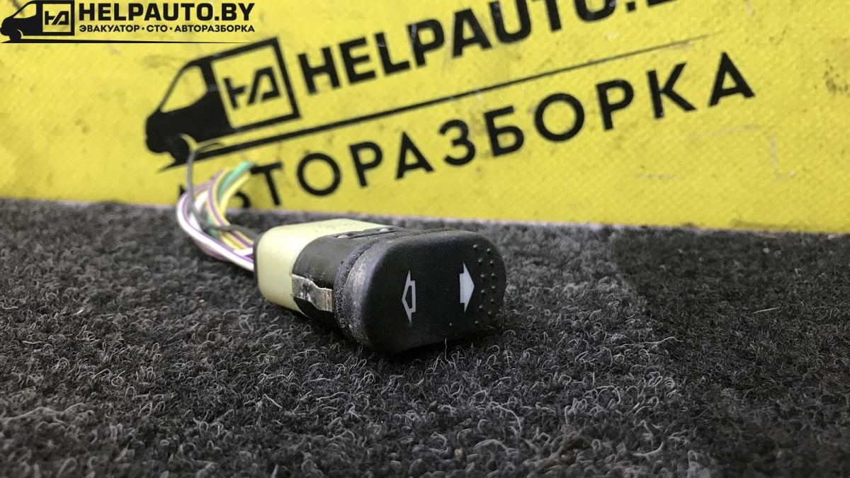 Кнопка  к Ford Focus 2000