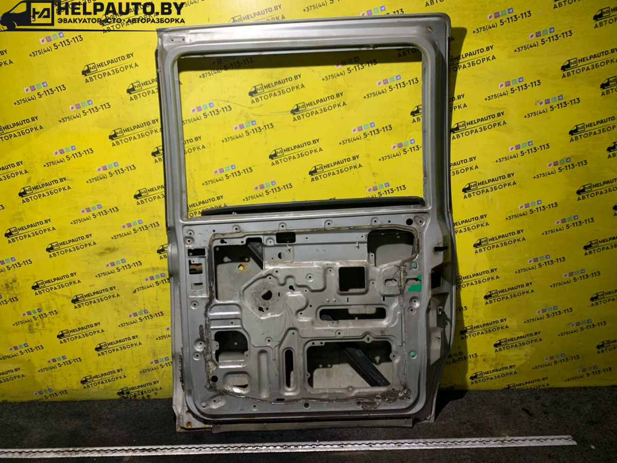 Дверь сдвижная к Nissan Serena 1992