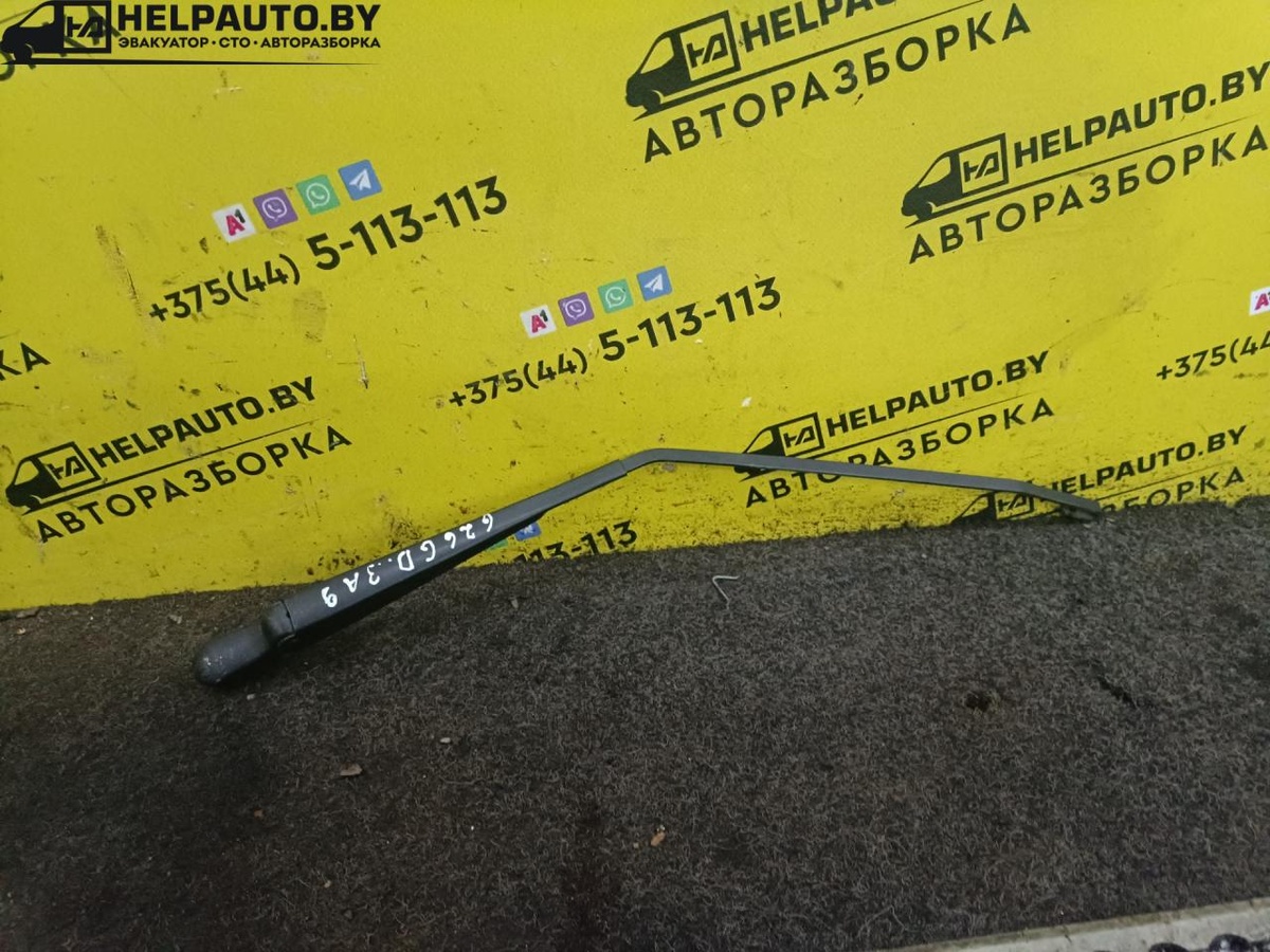 Щеткодержатель к Mazda 626 1990