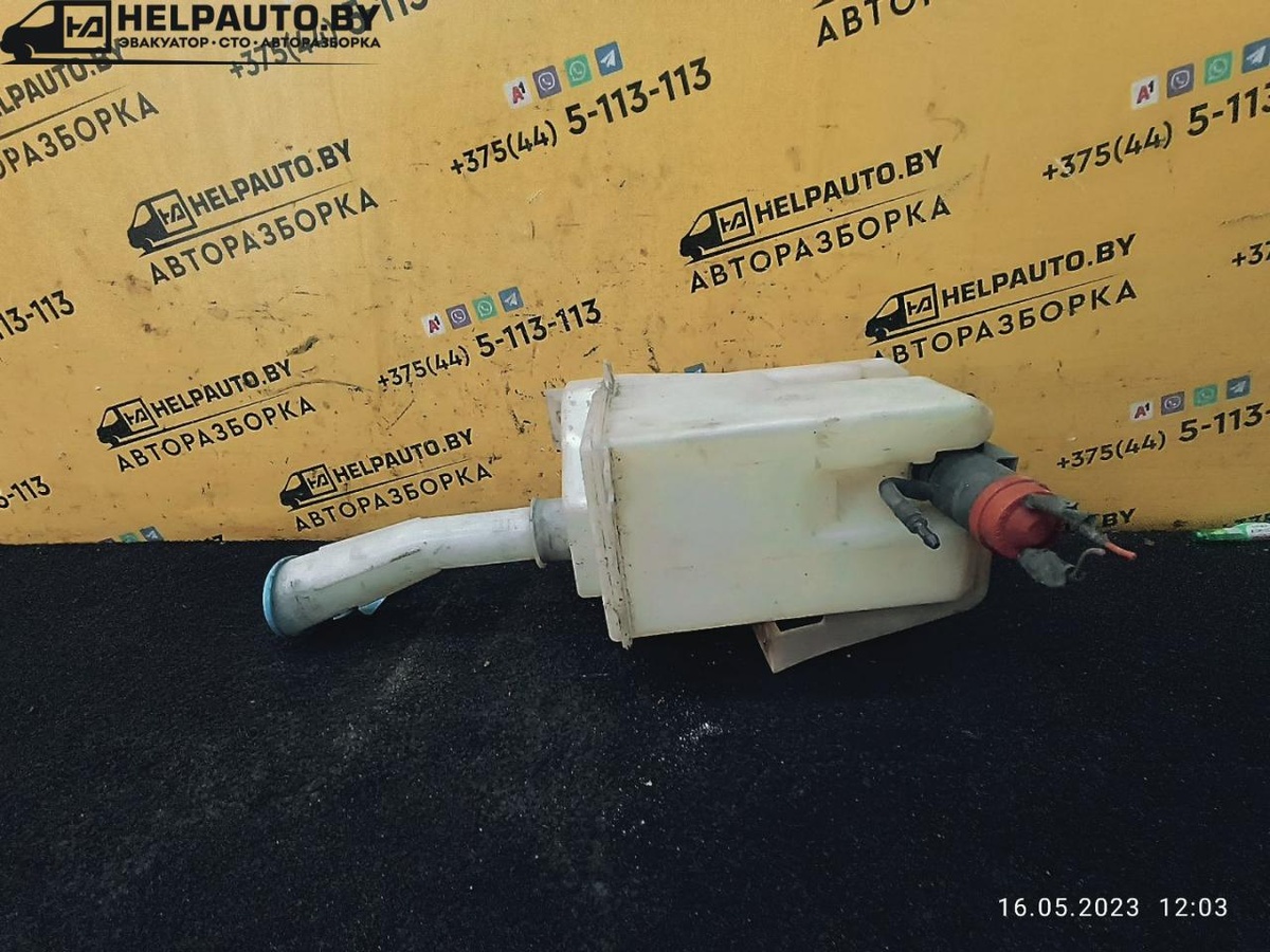 Бачок омывателя к Daewoo Nubira 1998