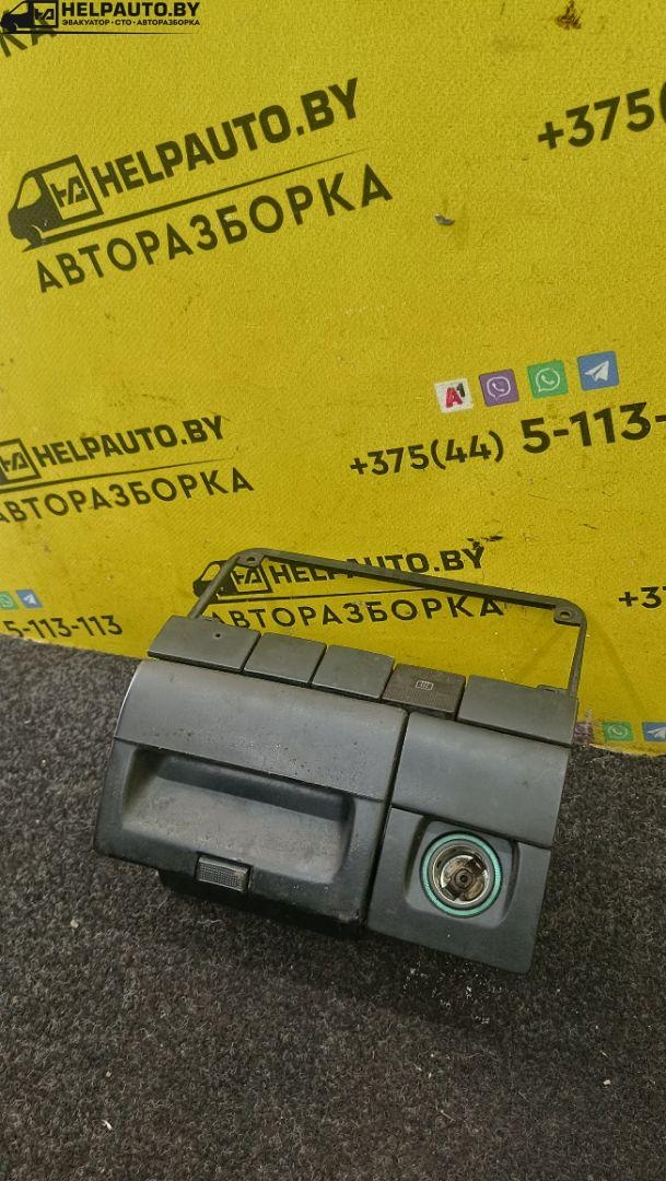 Блок кнопок к Volkswagen Golf 1995