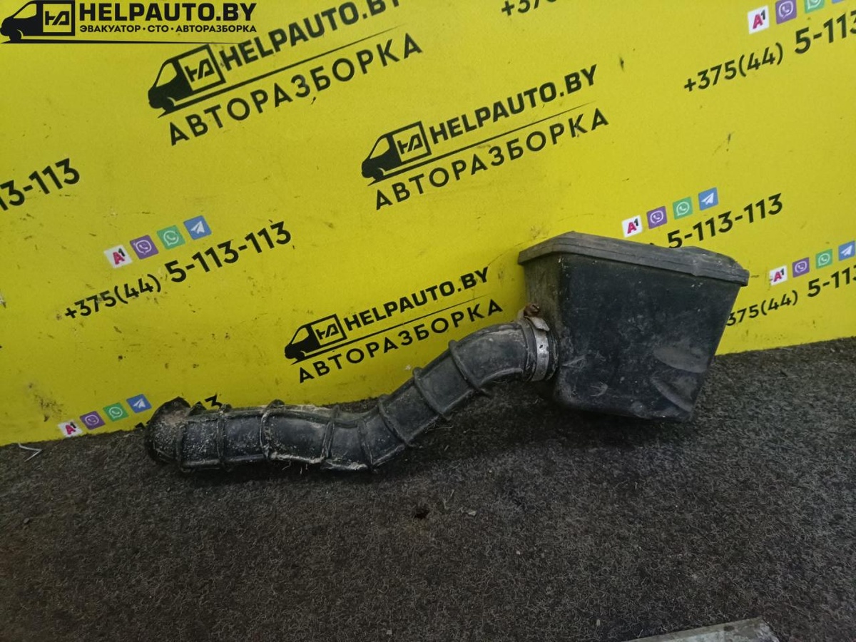 Резонатор к Mazda 121 1993