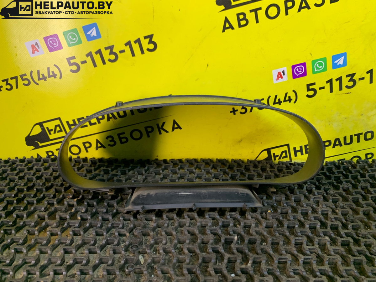 Рамка панели приборов к Mitsubishi Lancer 1997