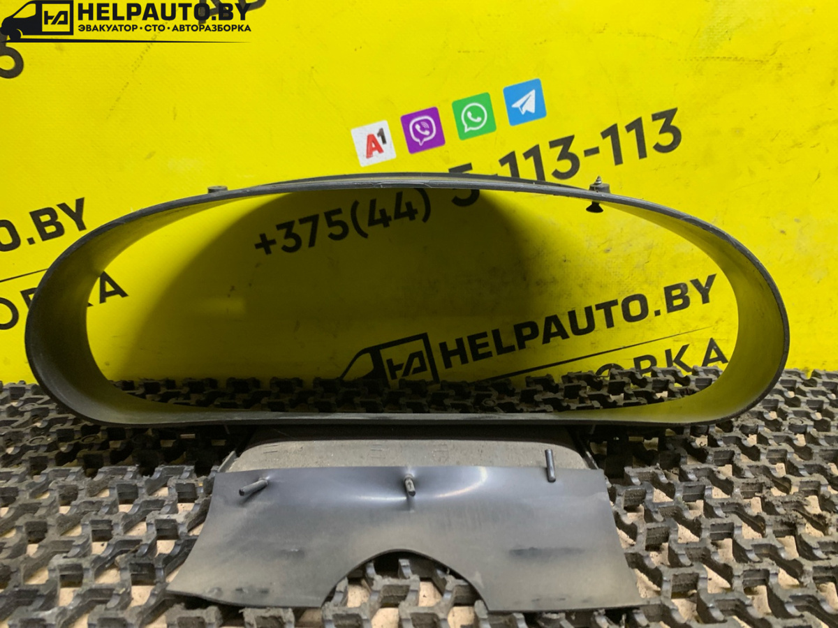 Рамка панели приборов к Mitsubishi Lancer 1996