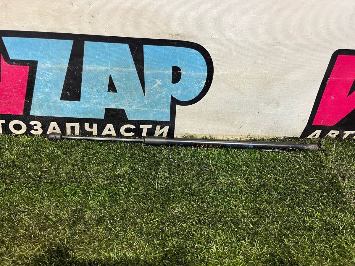 Амортизатор крышки багажника (3-5 двери) к MINI Countryman 2021
