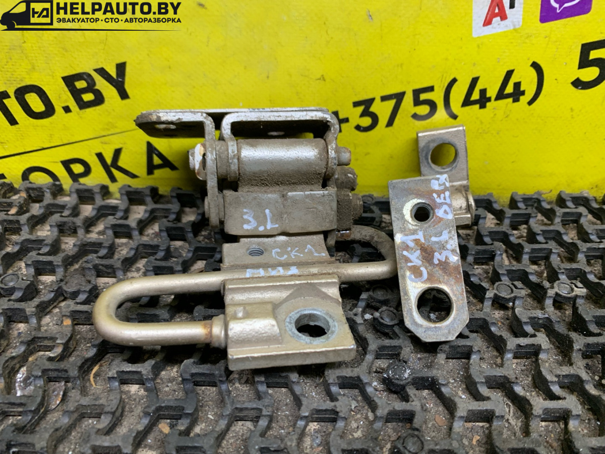 Петля двери к Geely  2006