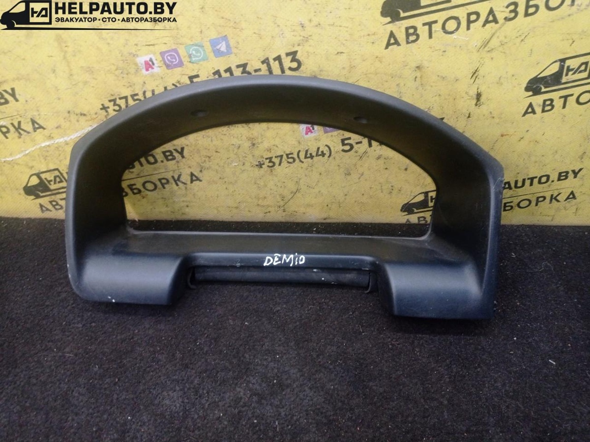 Рамка панели приборов к Mazda Demio 2001