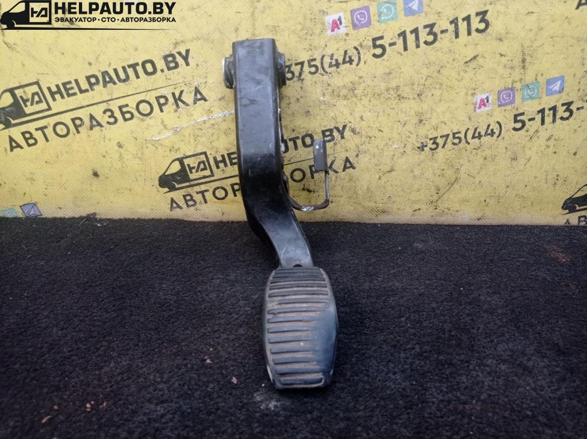 Педаль к Fiat Punto 2002