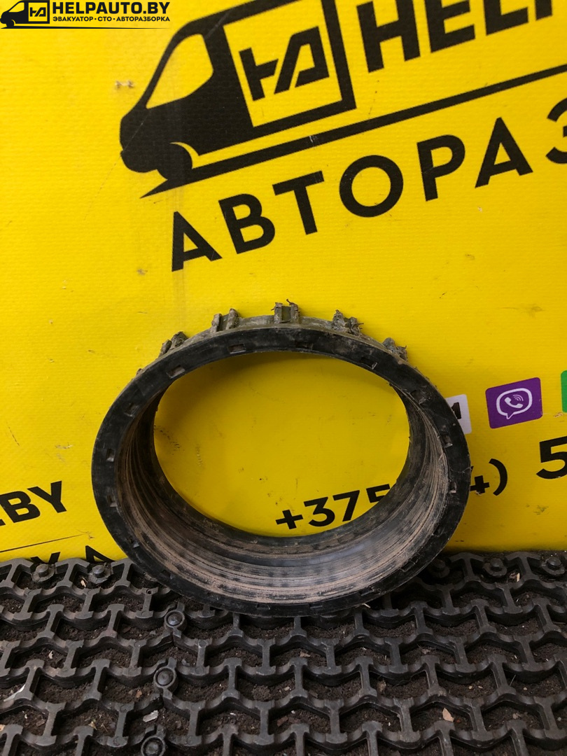 Крышки (разные) к Volvo V40 1999