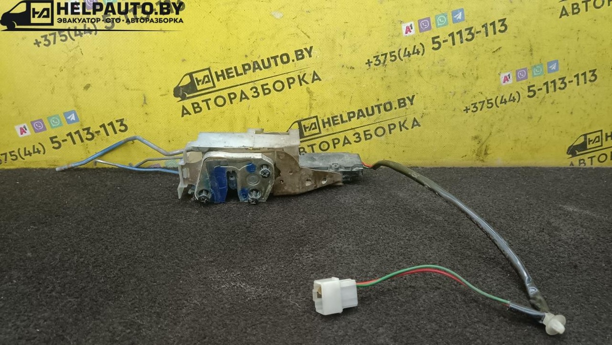Замок двери к Mazda 323 1998
