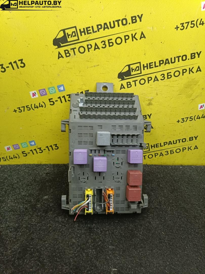 Короб предохранителей к Renault Laguna 1995