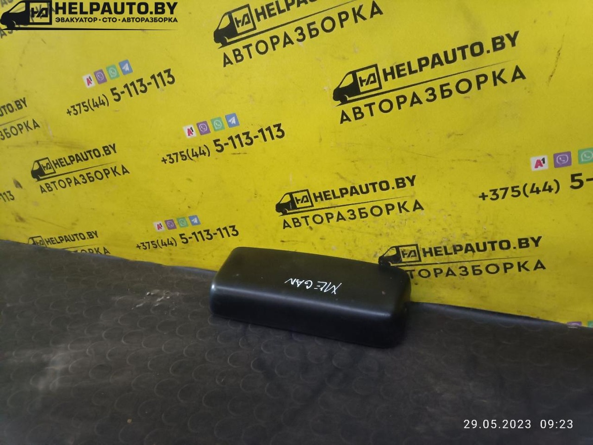 Стоп-сигнал к Renault Megane 2001