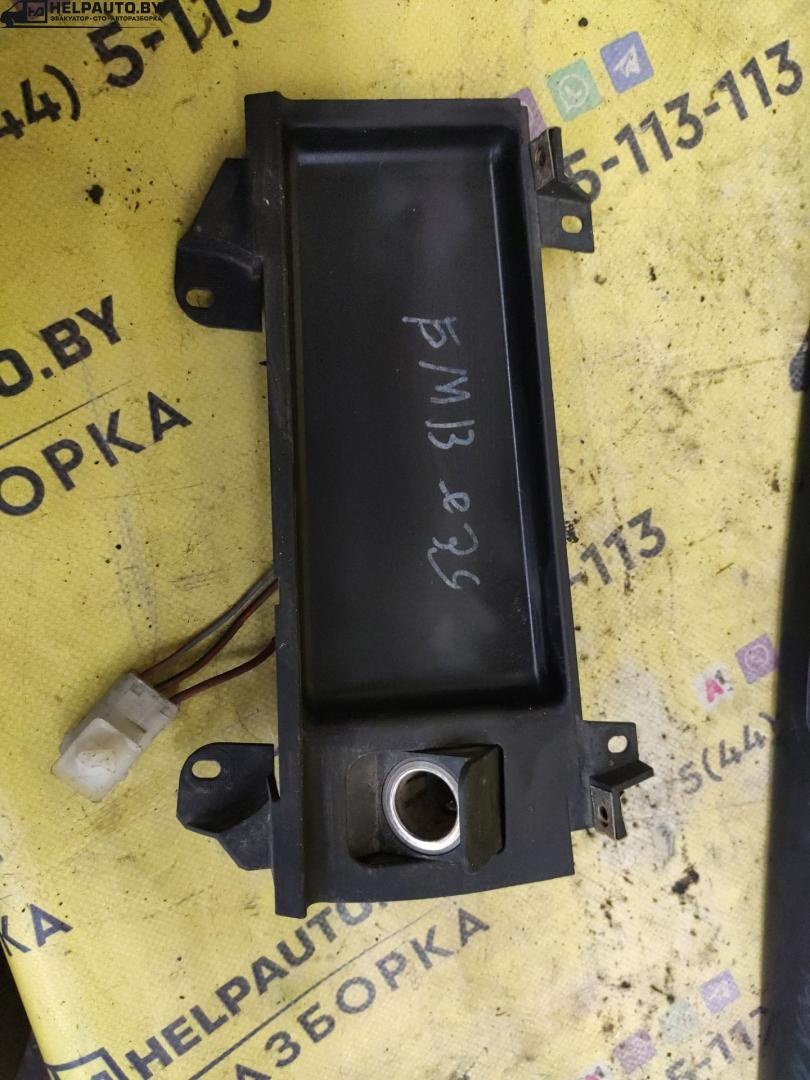 Прикуриватель к BMW  1999