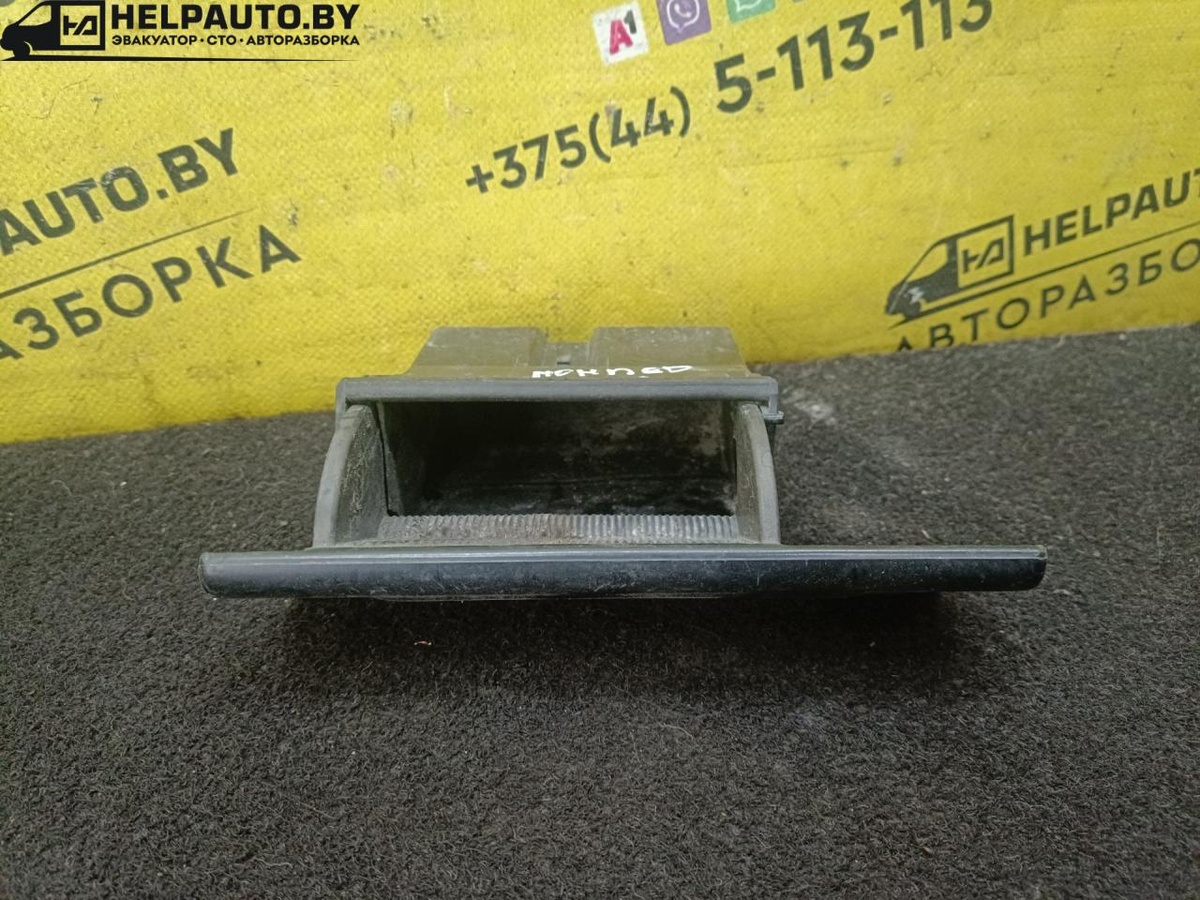Пепельница к Ford Mondeo 1999