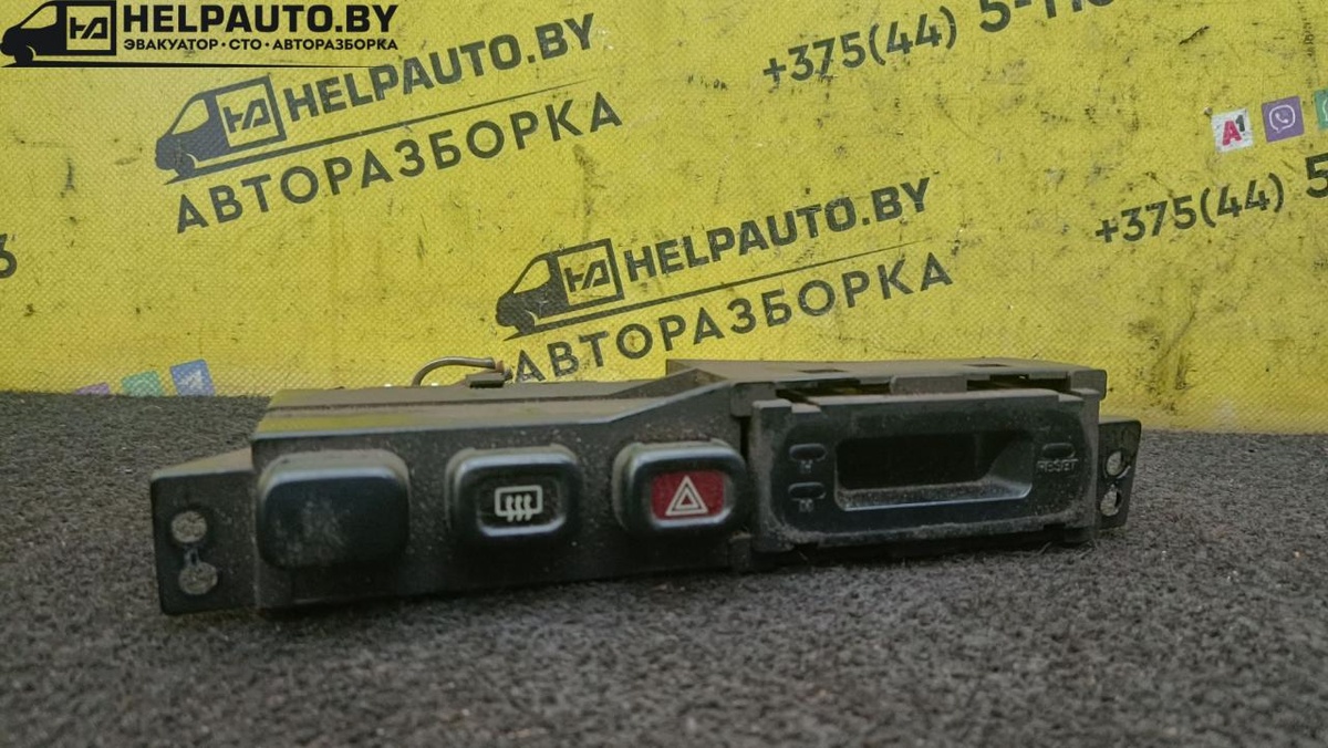 Блок кнопок к Mazda  1994