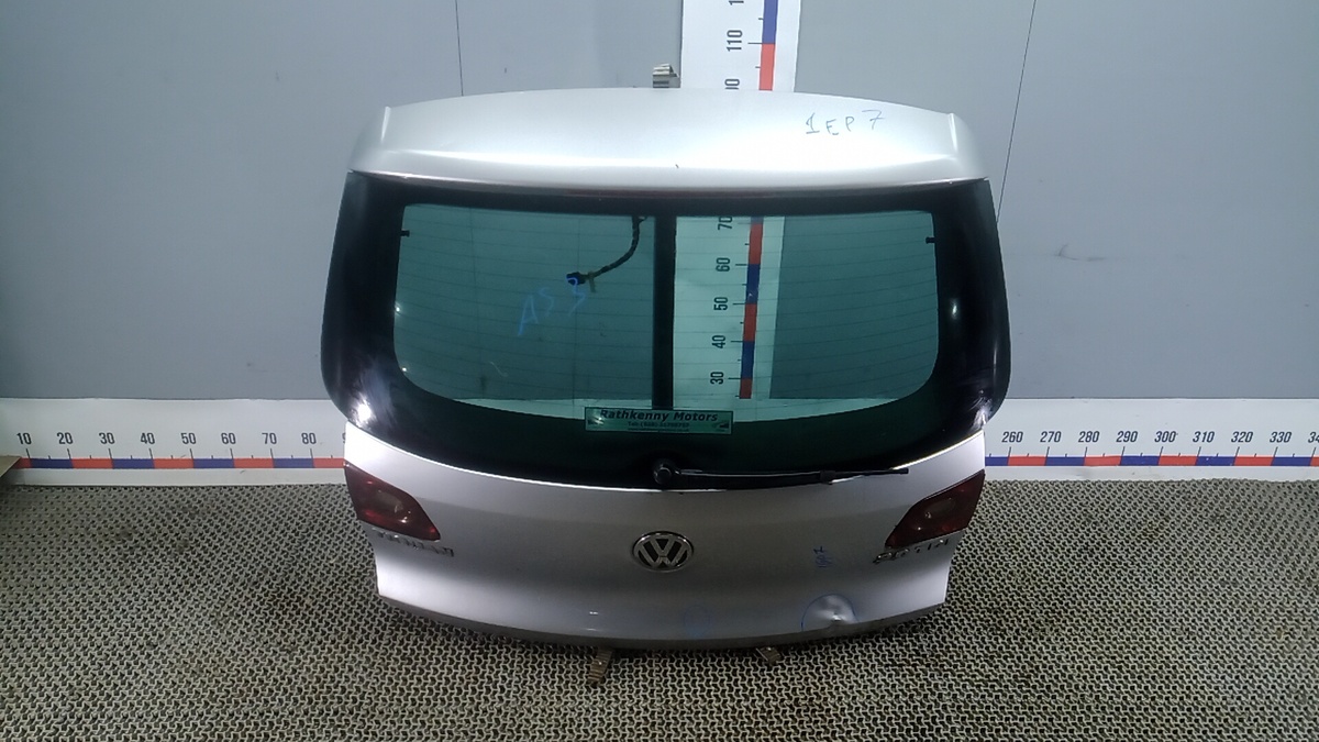 Кнопка  к Volkswagen Tiguan 2009