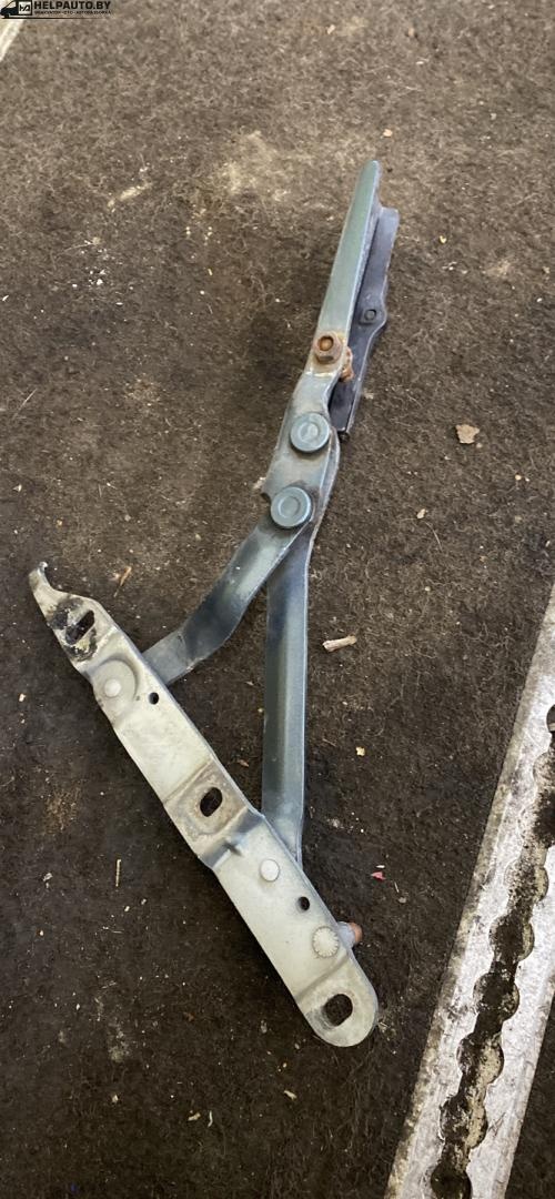 Петли к Audi 80 1989