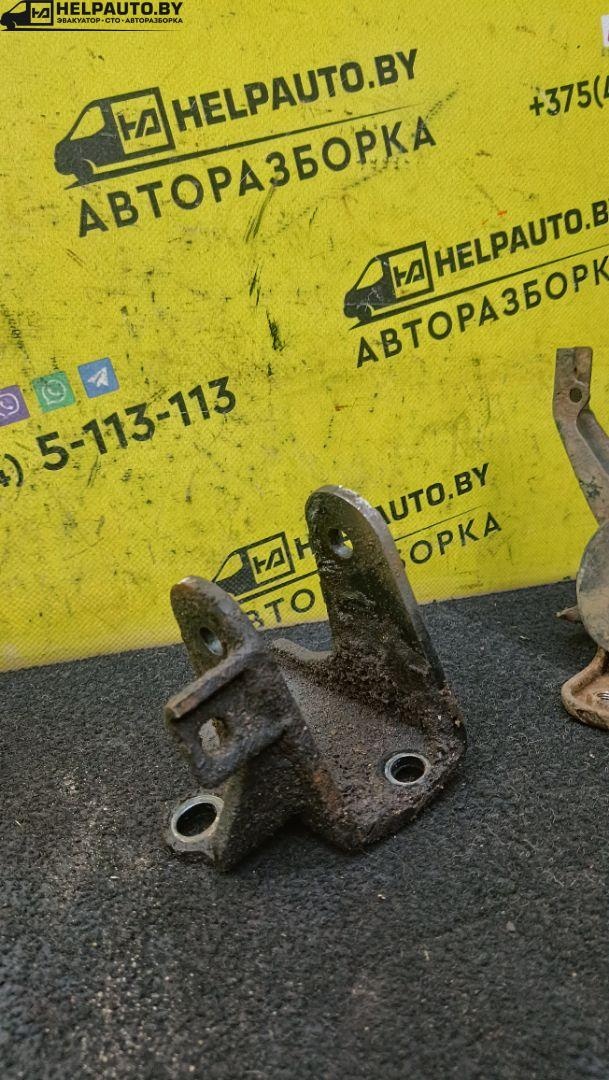 Балка под КПП к Hyundai Coupe 1999