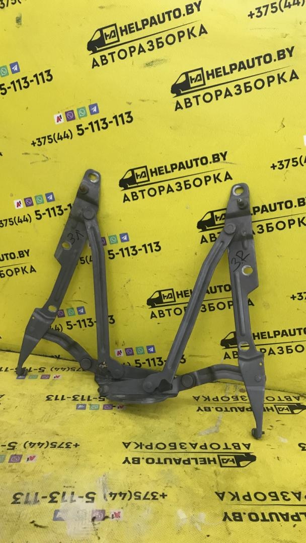 Петли к Audi 100 1992