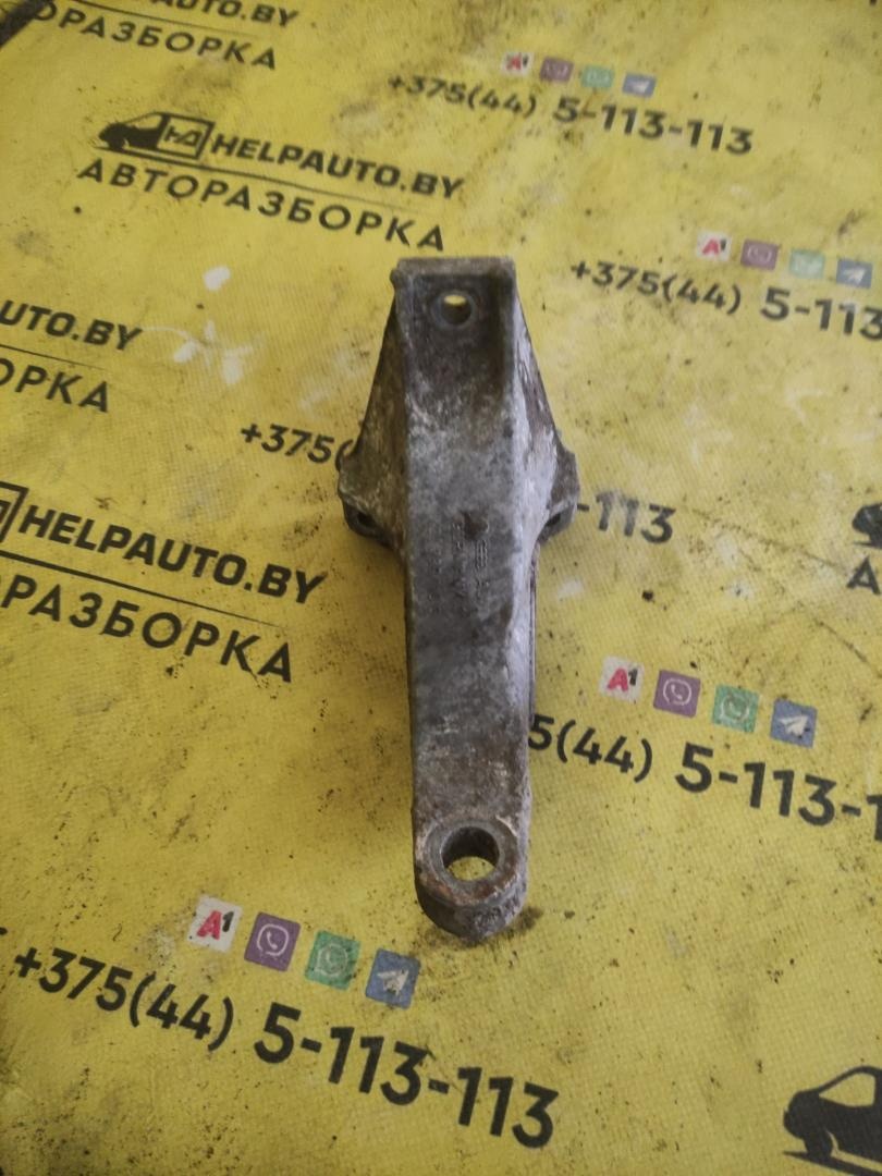 Балка под КПП к Audi 100 1989