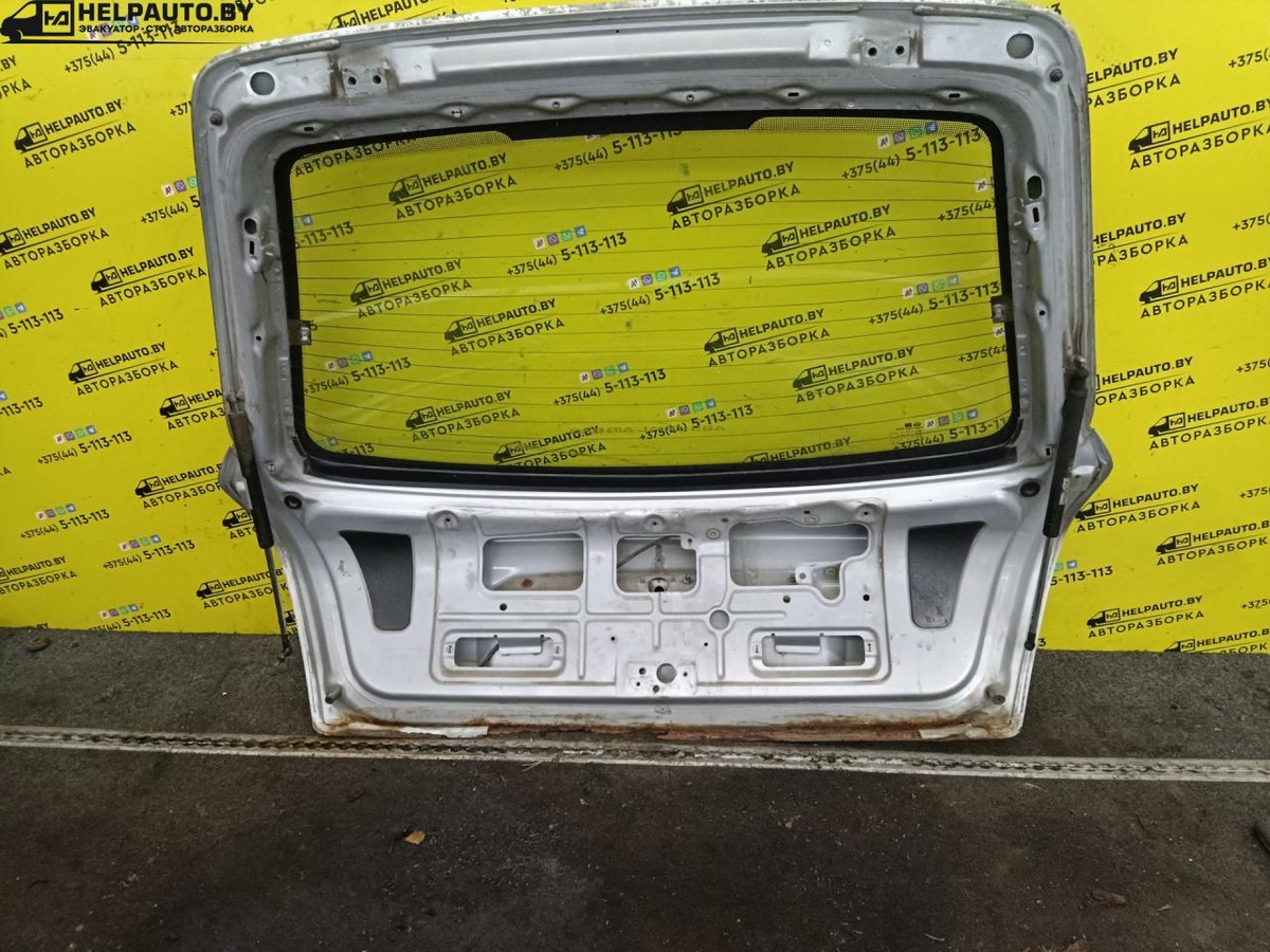 Стекло заднее к Daewoo Nubira 1998