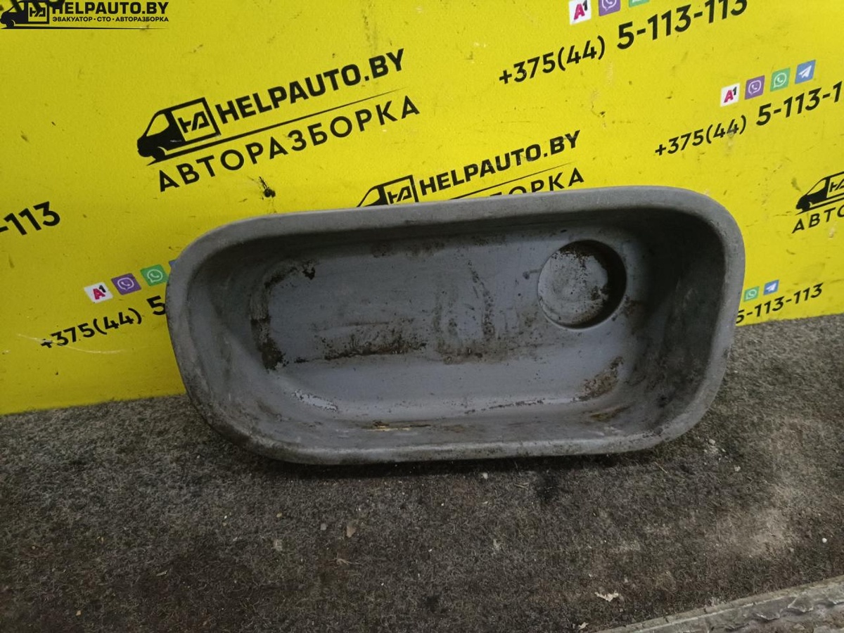 Бардачок к Ford Tourneo Connect 1998