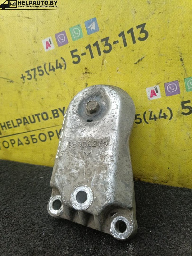 Крепления/Кронштейны к Daewoo Nubira 1998