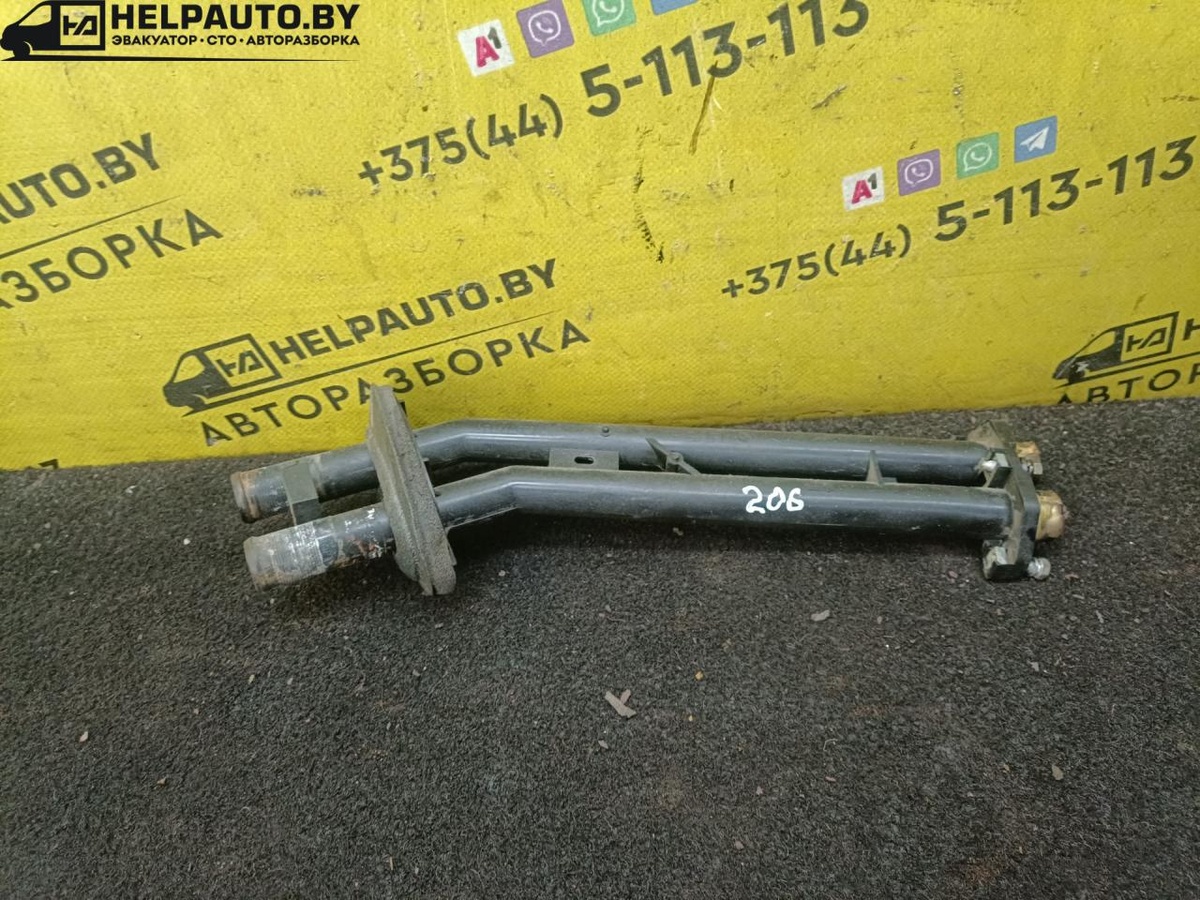 Патрубок к Peugeot 206 2000