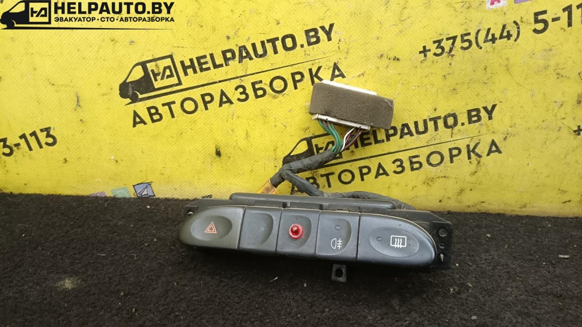 Блок кнопок к Hyundai Lantra 1997