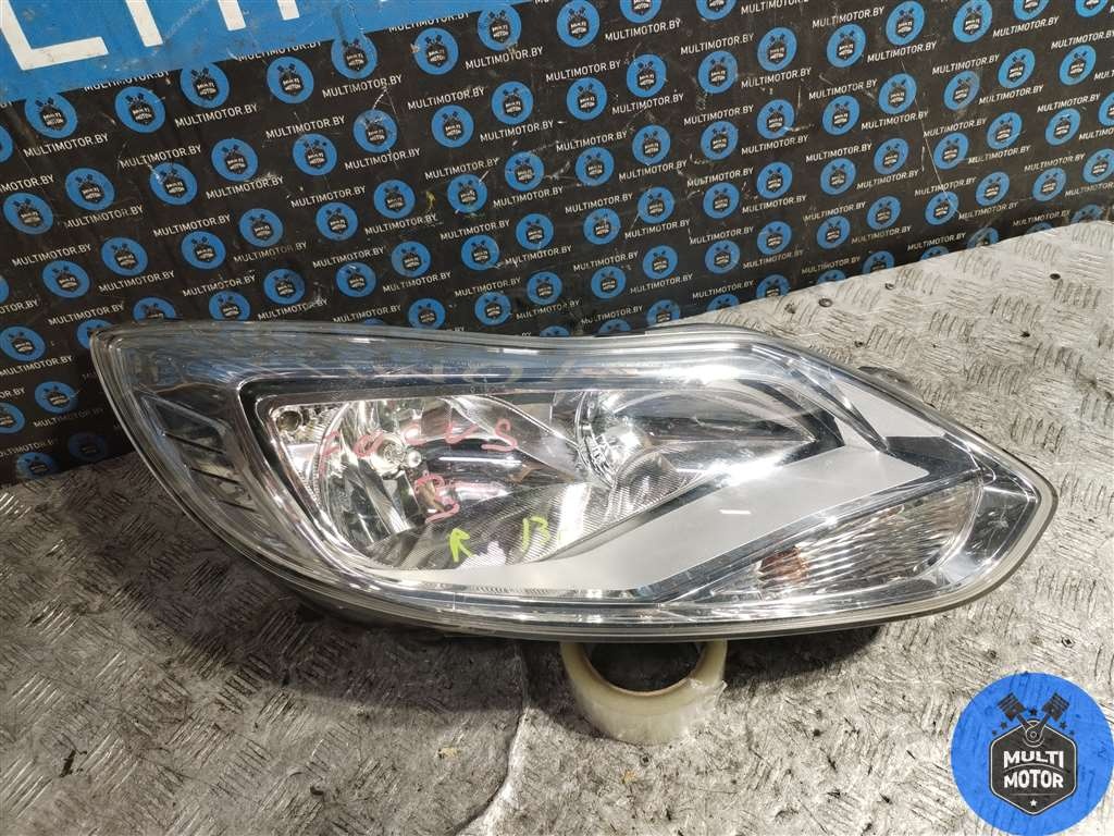 Фара правая к Ford Focus 2013