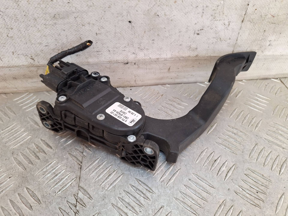 Педаль газа к Mazda 2 2004