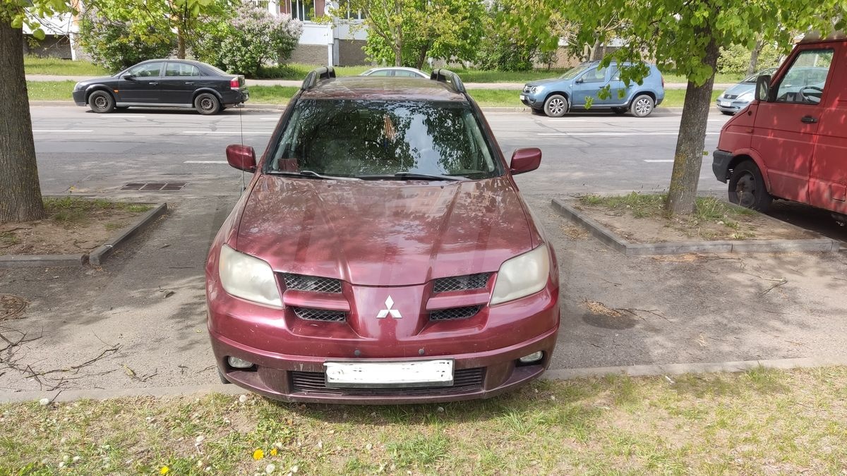 Mitsubishi Outlander I, 2002