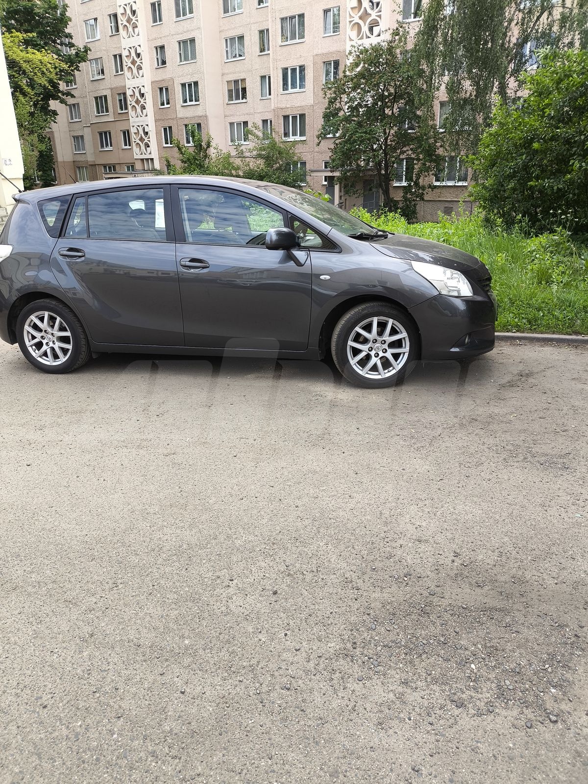 Toyota Verso I, 2011