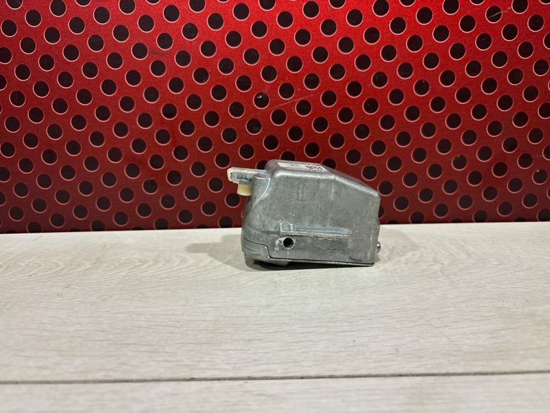 Замок рулевой колонки к Volvo S60 2020
