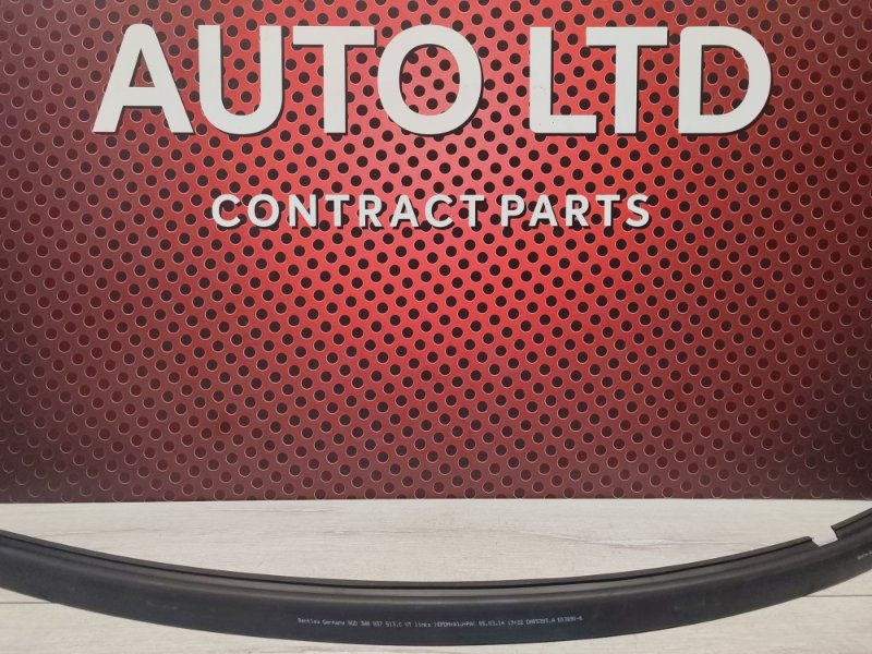 Уплотнитель двери передней левой к Bentley Continental GT 2015