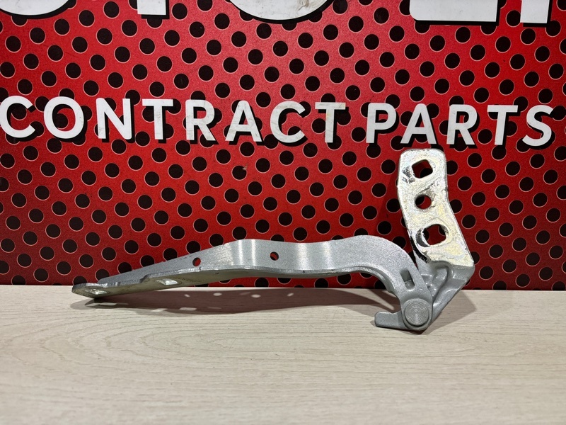 Петля капота к Ford Kuga 2023