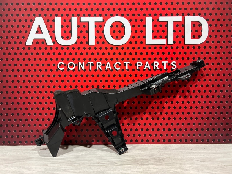 Кронштейн к BMW 4 2022