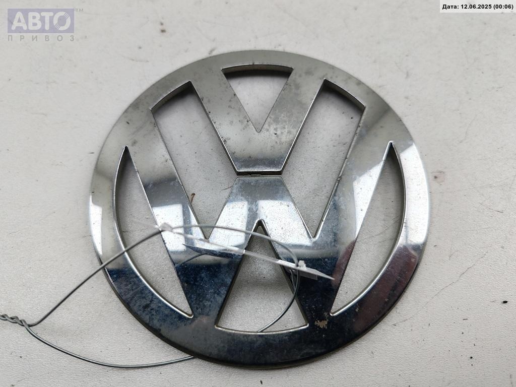 Эмблема к Volkswagen Passat 2005