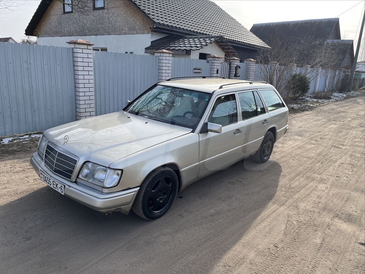 Mercedes-Benz E-klasse I (W124), 1993