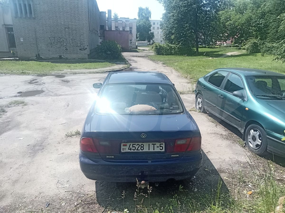Mazda 323 V (BA), 1996