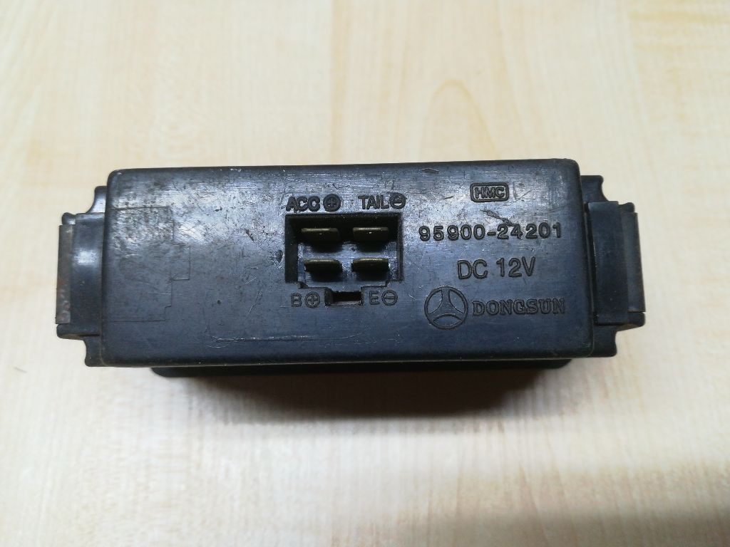 Часы к Hyundai Pony 1993