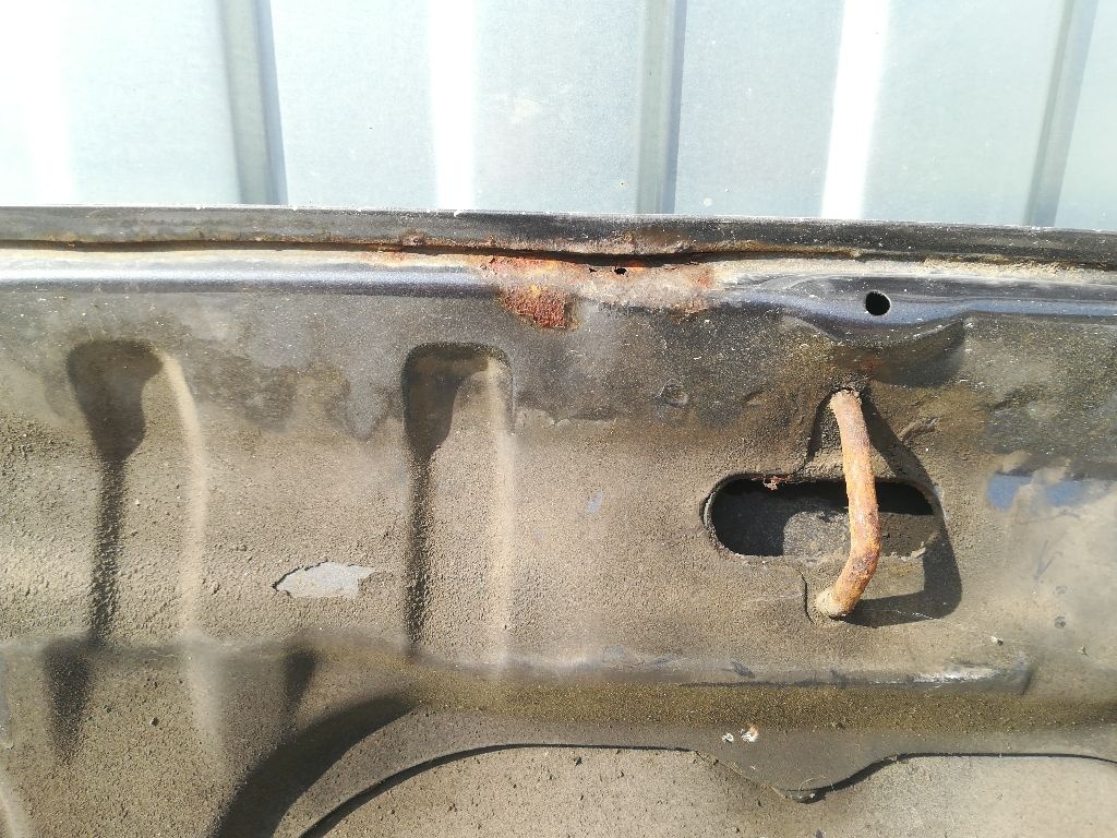 Капот к Daihatsu Cuore 1991