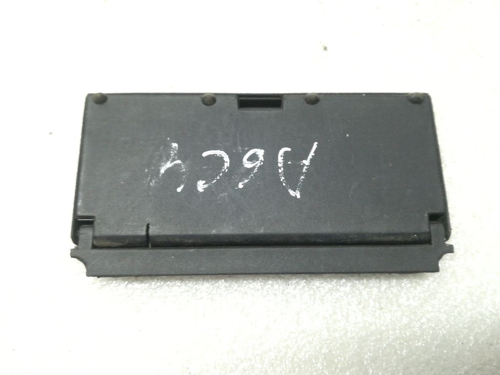 Замок бардачка к Audi A6 1995
