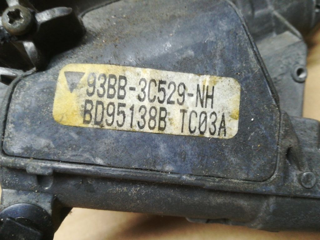 Рулевая колонка к Ford Mondeo 1995