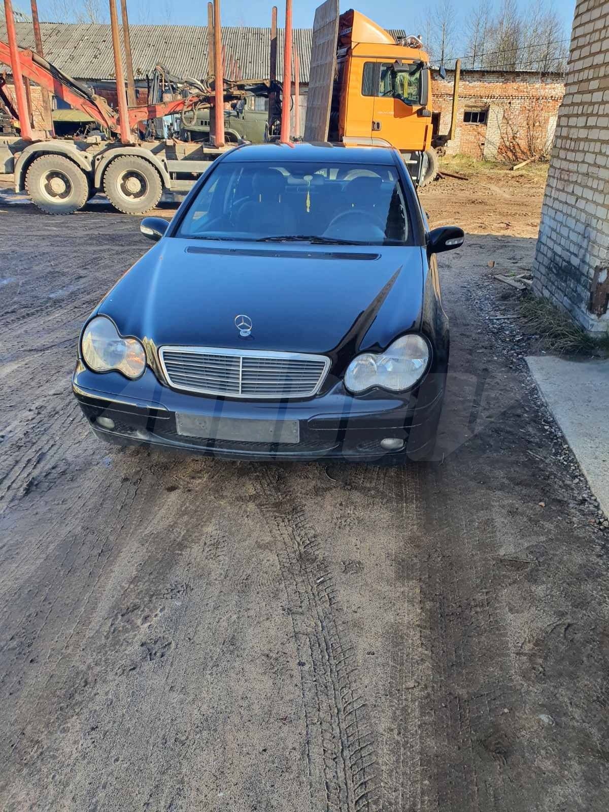 Mercedes-Benz C-klasse II (W203), 2001
