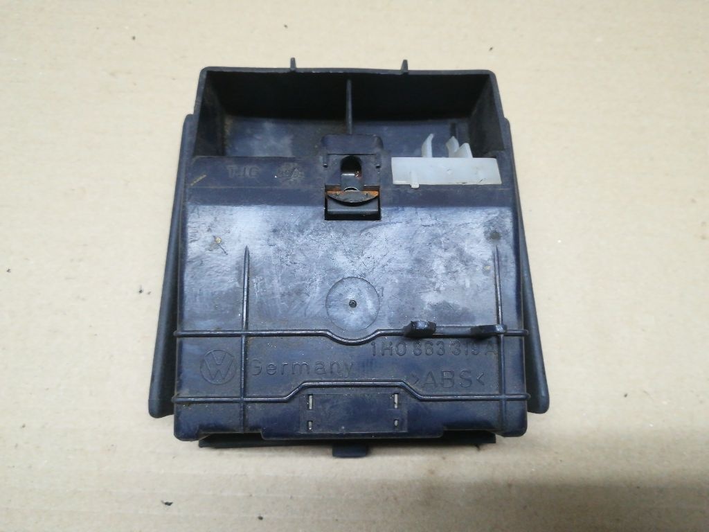 Пепельница к SEAT Toledo 1997