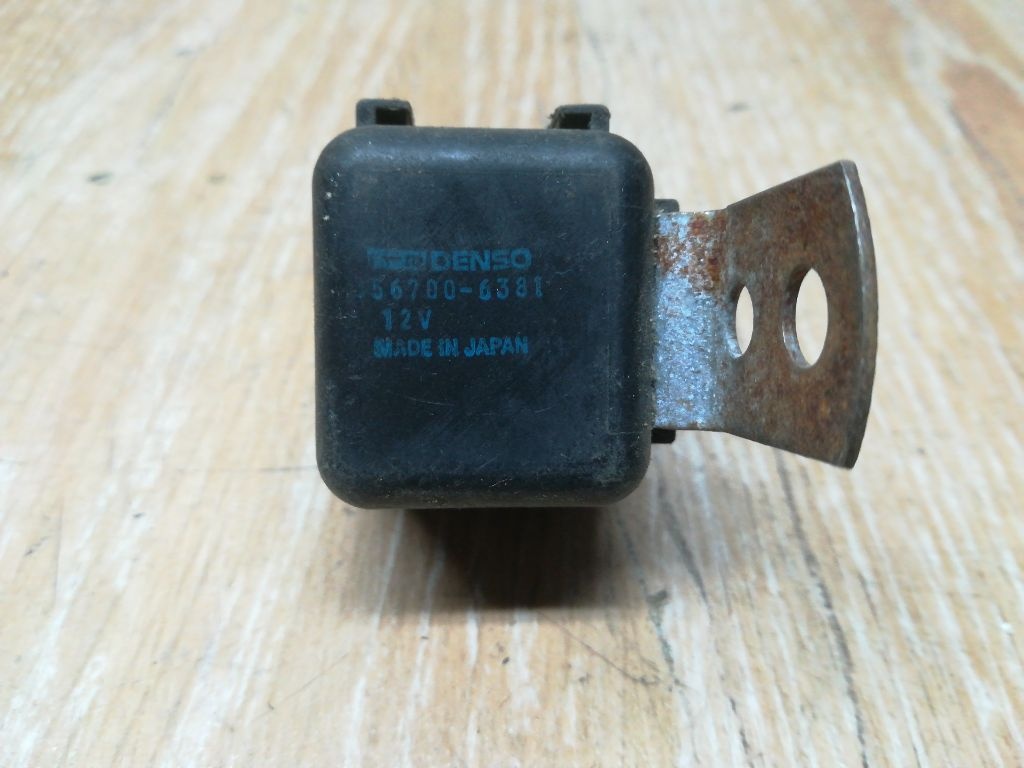 Реле бензонасоса к Mazda MX-6 1996