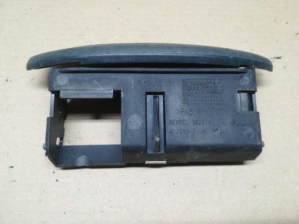 Пепельница к Renault Megane 1999