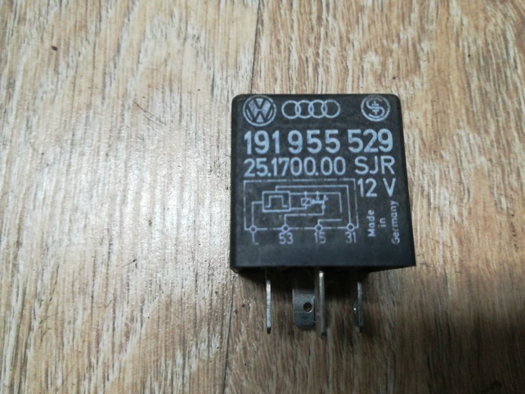 Реле (прочие) к Audi 100 1994