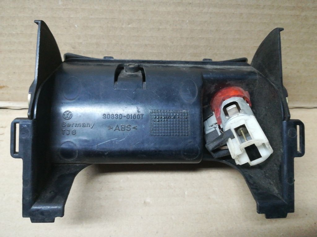 Пепельница к Volkswagen Passat 1999